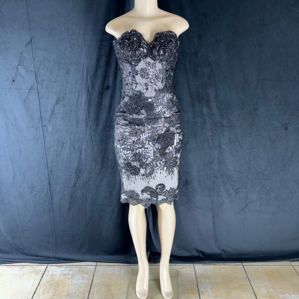 Elegant Black Lace Strapless Dress